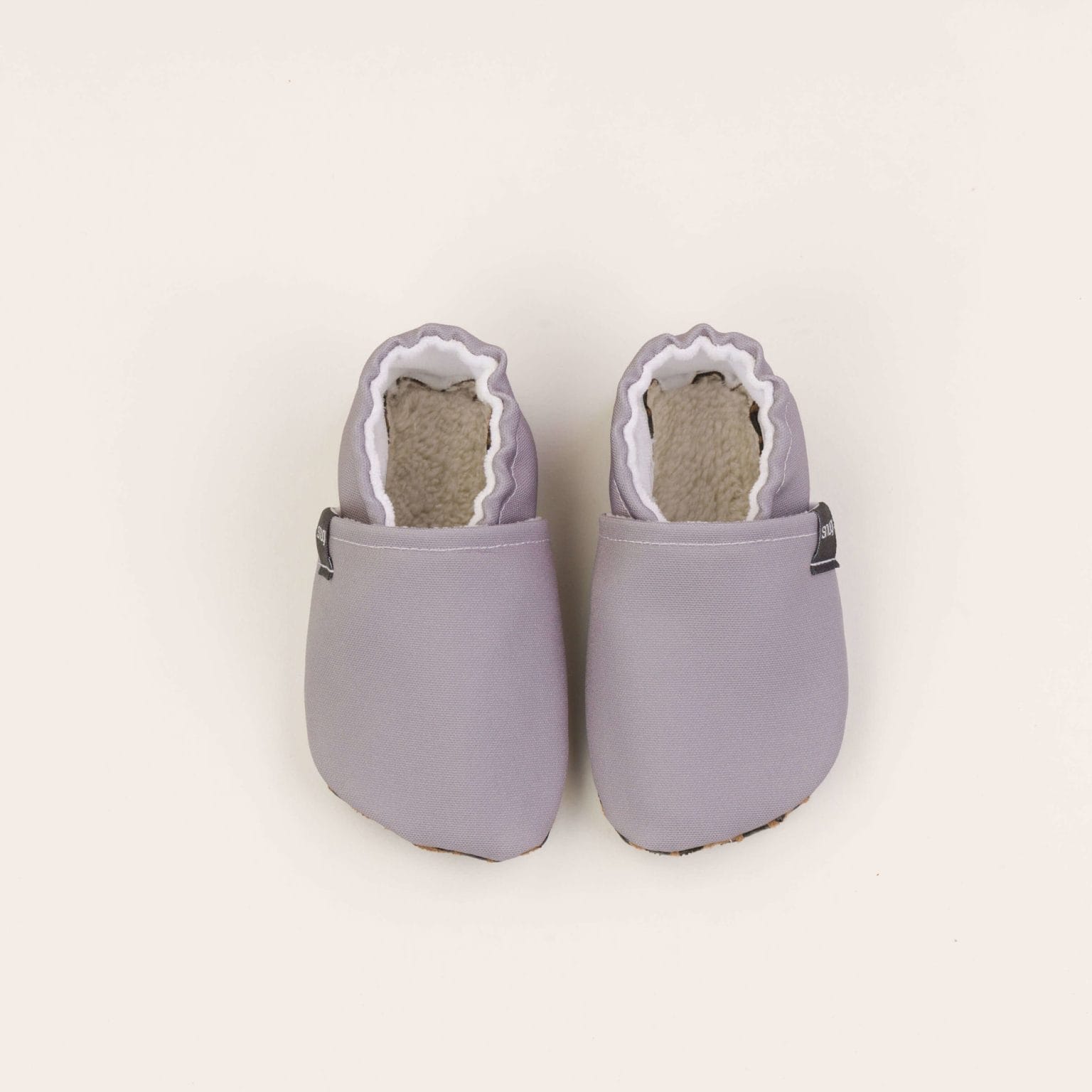 Calzado Barefoot Mujer Caminando Descalzos